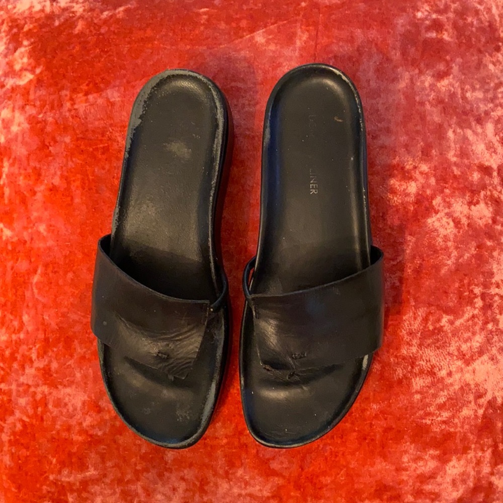 Donald Pliner Black Wedges platform slides